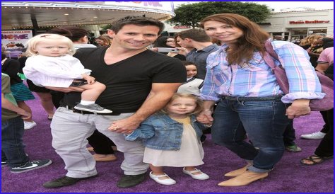 Robert Sheehan: The Life Of The Talented Actor And His Journey In Love